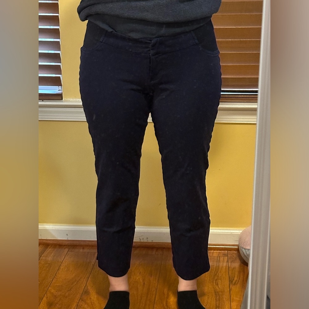 Maternity dress pants (capri length)